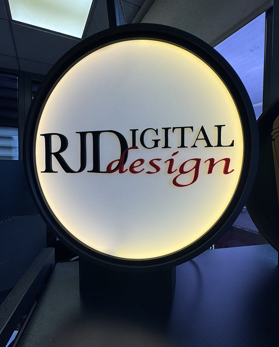 RJDD illuminated